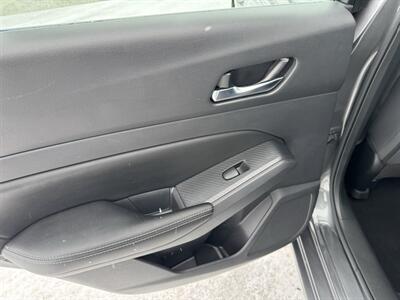 2022 Nissan Altima 2.5 SV   - Photo 20 - Schoolcraft, MI 49087