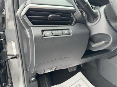 2022 Nissan Altima 2.5 SV   - Photo 8 - Schoolcraft, MI 49087