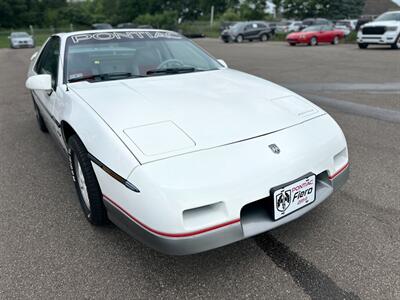 1984 Pontiac Fiero SE   - Photo 3 - Schoolcraft, MI 49087