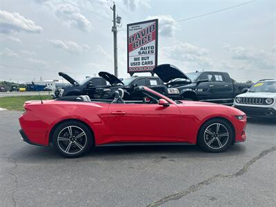 2024 Ford Mustang EcoBoost Premium   - Photo 10 - Schoolcraft, MI 49087
