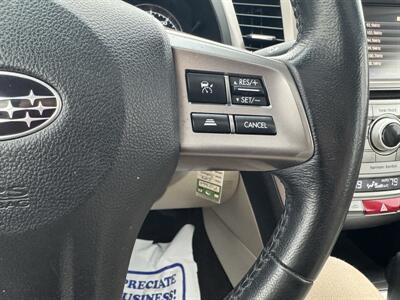 2013 Subaru Legacy 2.5i Limited   - Photo 10 - Schoolcraft, MI 49087