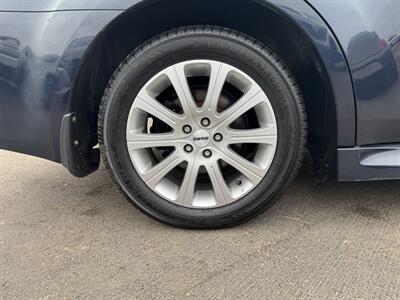 2013 Subaru Legacy 2.5i Limited   - Photo 26 - Schoolcraft, MI 49087