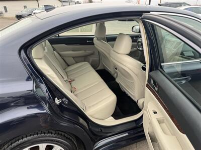 2013 Subaru Legacy 2.5i Limited   - Photo 23 - Schoolcraft, MI 49087
