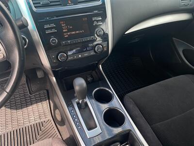2013 Nissan Altima 2.5 SV   - Photo 32 - Schoolcraft, MI 49087