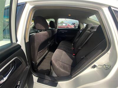 2013 Nissan Altima 2.5 SV   - Photo 19 - Schoolcraft, MI 49087