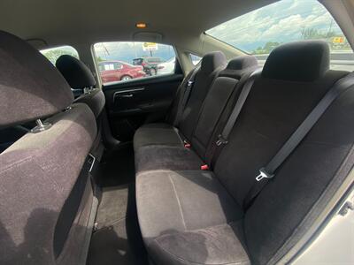 2013 Nissan Altima 2.5 SV   - Photo 20 - Schoolcraft, MI 49087