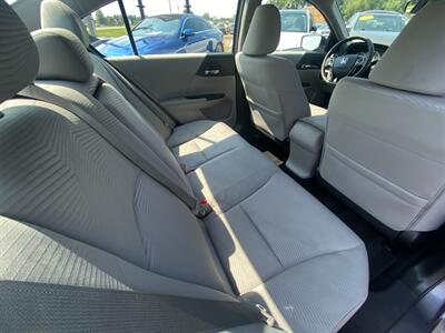 2017 Honda Accord LX   - Photo 19 - Schoolcraft, MI 49087