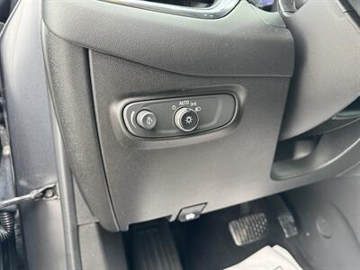 2022 Chevrolet Equinox LT   - Photo 8 - Schoolcraft, MI 49087