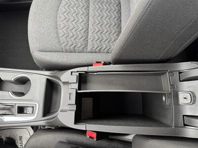 2022 Chevrolet Equinox LT   - Photo 16 - Schoolcraft, MI 49087