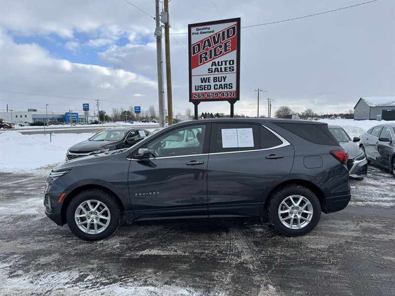 2022 Chevrolet Equinox LT   - Photo 1 - Schoolcraft, MI 49087