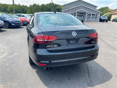 2016 Volkswagen Jetta 1.8T SEL   - Photo 8 - Schoolcraft, MI 49087