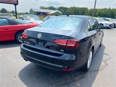 2016 Volkswagen Jetta 1.8T SEL   - Photo 9 - Schoolcraft, MI 49087