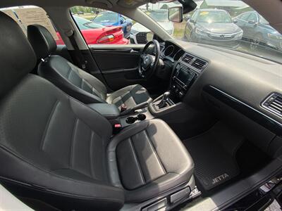 2016 Volkswagen Jetta 1.8T SEL   - Photo 15 - Schoolcraft, MI 49087