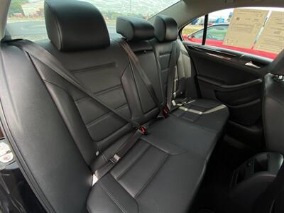 2016 Volkswagen Jetta 1.8T SEL   - Photo 19 - Schoolcraft, MI 49087