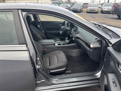 2024 Nissan Altima 2.5 SV   - Photo 25 - Schoolcraft, MI 49087