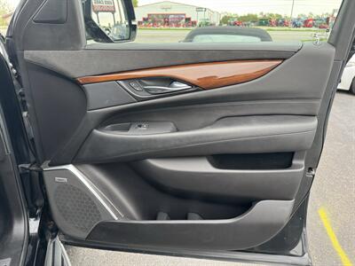 2019 Cadillac Escalade ESV Luxury - Photo 31 - Schoolcraft, MI 49087