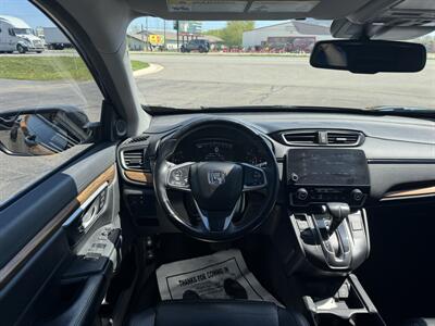 2017 Honda CR-V Touring   - Photo 18 - Schoolcraft, MI 49087