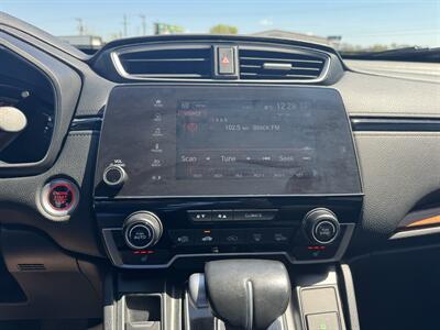 2017 Honda CR-V Touring   - Photo 14 - Schoolcraft, MI 49087