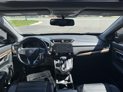 2017 Honda CR-V Touring   - Photo 17 - Schoolcraft, MI 49087