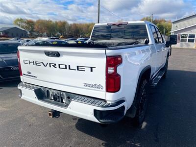 2020 Chevrolet Silverado 2500HD High Country   - Photo 8 - Schoolcraft, MI 49087