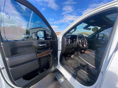 2020 Chevrolet Silverado 2500HD High Country   - Photo 25 - Schoolcraft, MI 49087