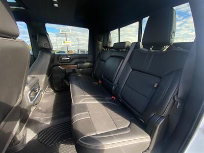 2020 Chevrolet Silverado 2500HD High Country   - Photo 24 - Schoolcraft, MI 49087