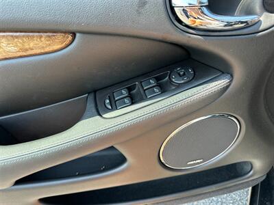 2005 Jaguar X-Type 3.0L   - Photo 26 - Schoolcraft, MI 49087