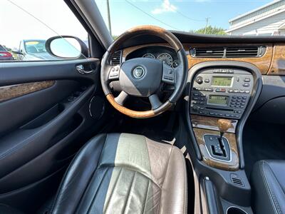 2005 Jaguar X-Type 3.0L   - Photo 21 - Schoolcraft, MI 49087