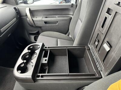 2014 Chevrolet Silverado 2500HD LT   - Photo 14 - Schoolcraft, MI 49087