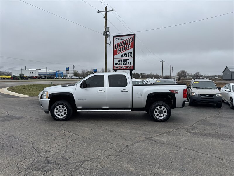 2014 Chevrolet Silverado 2500HD LT Crew Cab 4WD