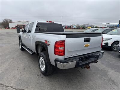 2014 Chevrolet Silverado 2500HD LT   - Photo 2 - Schoolcraft, MI 49087