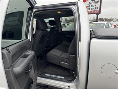 2014 Chevrolet Silverado 2500HD LT   - Photo 18 - Schoolcraft, MI 49087