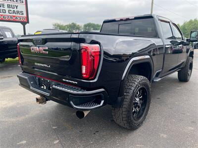 2020 GMC Sierra 2500HD Denali   - Photo 7 - Schoolcraft, MI 49087