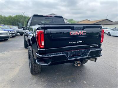 2020 GMC Sierra 2500HD Denali   - Photo 6 - Schoolcraft, MI 49087