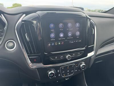 2023 Chevrolet Traverse LT Cloth   - Photo 15 - Schoolcraft, MI 49087