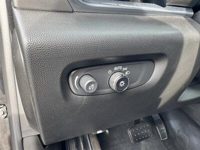 2023 Chevrolet Traverse LT Cloth   - Photo 9 - Schoolcraft, MI 49087