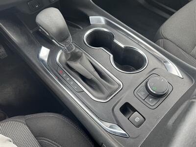 2023 Chevrolet Traverse LT Cloth   - Photo 17 - Schoolcraft, MI 49087