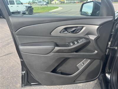 2023 Chevrolet Traverse LT Cloth   - Photo 6 - Schoolcraft, MI 49087