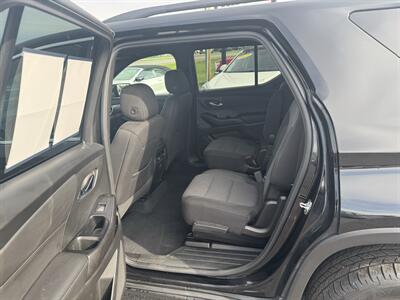 2023 Chevrolet Traverse LT Cloth   - Photo 22 - Schoolcraft, MI 49087