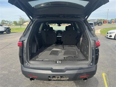 2023 Chevrolet Traverse LT Cloth   - Photo 27 - Schoolcraft, MI 49087