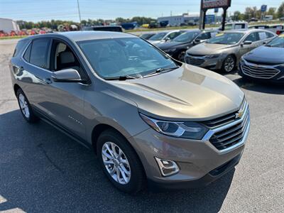 2018 Chevrolet Equinox LT   - Photo 2 - Schoolcraft, MI 49087
