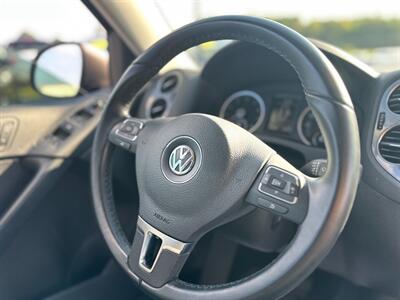 2016 Volkswagen Tiguan 2.0T S   - Photo 14 - Schoolcraft, MI 49087
