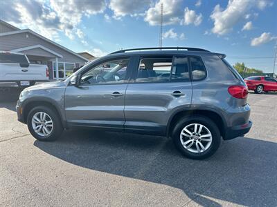 2016 Volkswagen Tiguan 2.0T S   - Photo 6 - Schoolcraft, MI 49087