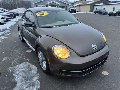 2014 Volkswagen Beetle TDI   - Photo 4 - Schoolcraft, MI 49087
