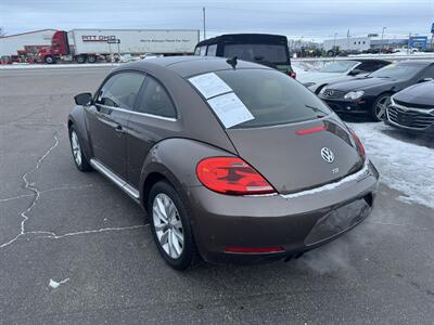2014 Volkswagen Beetle TDI   - Photo 2 - Schoolcraft, MI 49087