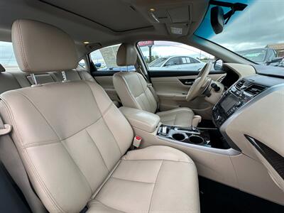 2015 Nissan Altima 3.5 SL   - Photo 10 - Schoolcraft, MI 49087