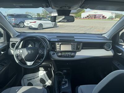 2017 Toyota RAV4 XLE   - Photo 18 - Schoolcraft, MI 49087
