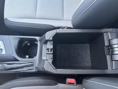 2017 Toyota RAV4 XLE   - Photo 17 - Schoolcraft, MI 49087