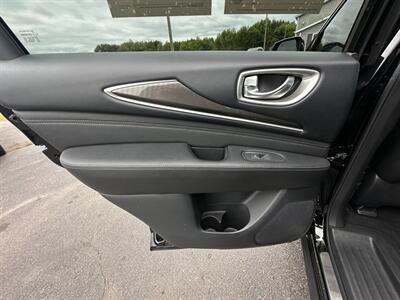 2017 INFINITI QX60   - Photo 24 - Schoolcraft, MI 49087