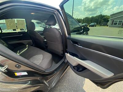 2019 Toyota Camry LE   - Photo 13 - Schoolcraft, MI 49087